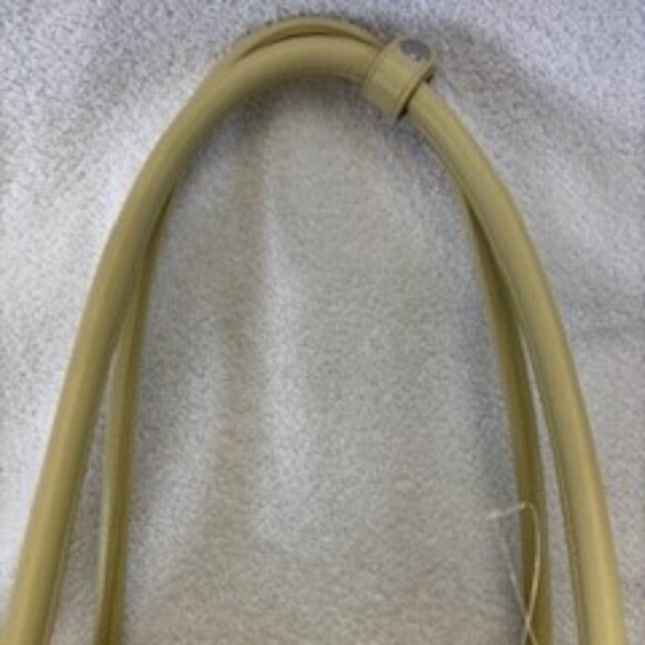 BCBGeneration unique enlongated shoulder bag in pale yellow NWT - Picture 7 of 11